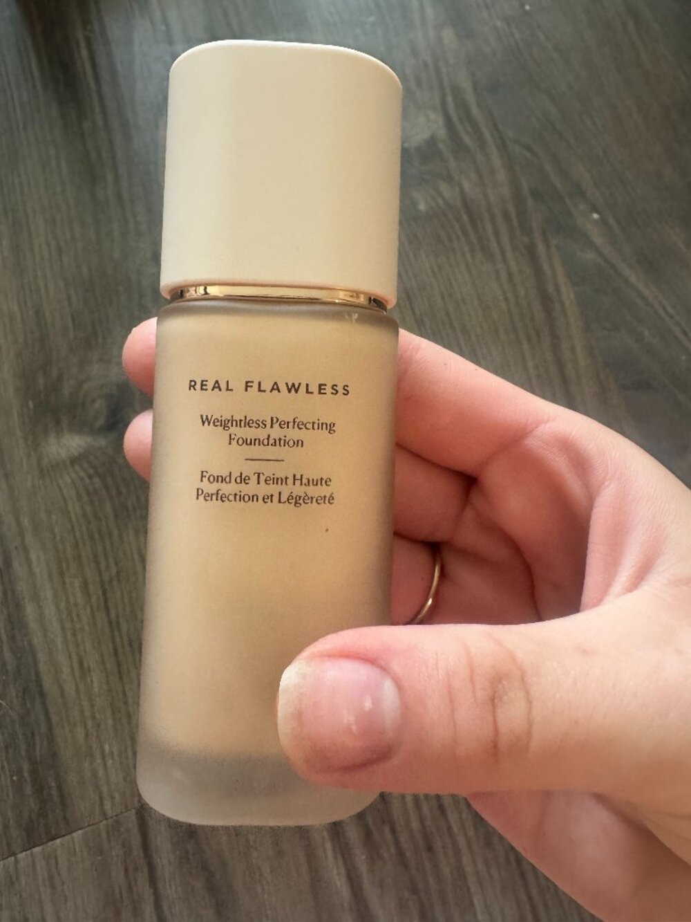 laura mercier foundation ON1 SILK